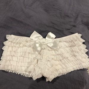 White Ruffle Undieshorts